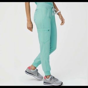 FIGS Zamora Jogger Scrub pants in Aqua